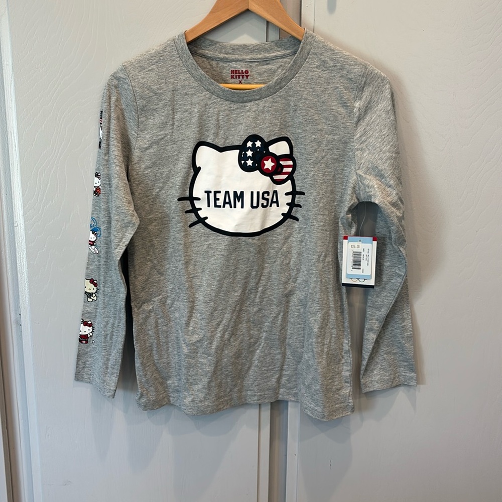 NWT Grey Hello Kitty Long Sleeve Olympic Shirt Size Medium